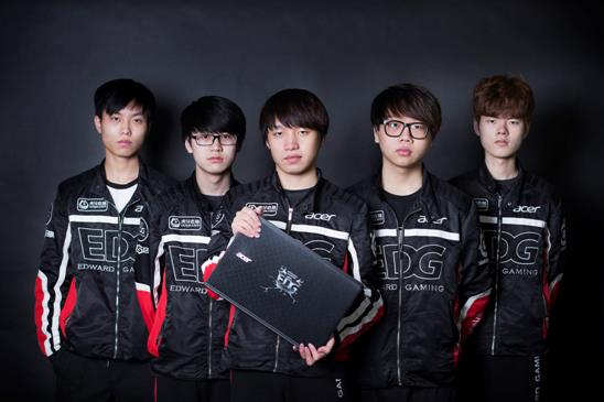 距离胜利看 距离胜利看