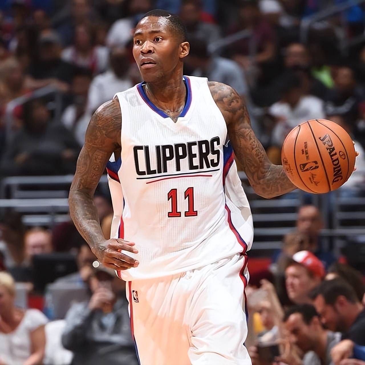 露出大面积 露出大面积